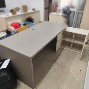 Bàn Giám Đốc Gỗ Công Nghiệp Kèm Tủ Góc L Cũ