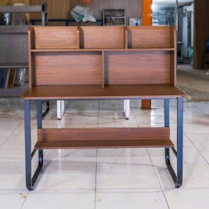 Bàn Học Chân Sắt 1m2 Liền Kệ Mới 99%