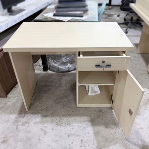 Bàn Làm Việc Gỗ Công Nghiệp 1m Kèm Tủ Cũ