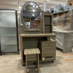 Bàn Trang Điểm Gỗ Công Nghiệp Gương Oval Mới 99%