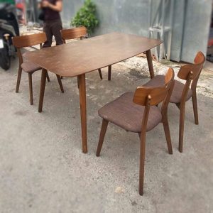 Bộ Bàn Ăn 4 Ghế Gỗ Tự Nhiên Lót Đệm Cũ