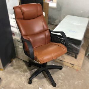 Ghế Giám Đốc Bọc Da Nâu Chân Xoay Cũ
