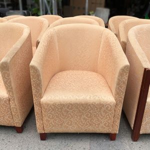 Ghế Sofa Đơn Bọc Vải Chân Gỗ Cũ