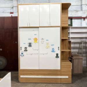Tủ Quần Áo Cửa Lùa Kịch Trần Cũ