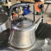 Ấm Đun Nước Inox Có Quai Cầm Ốp Nhựa Cũ