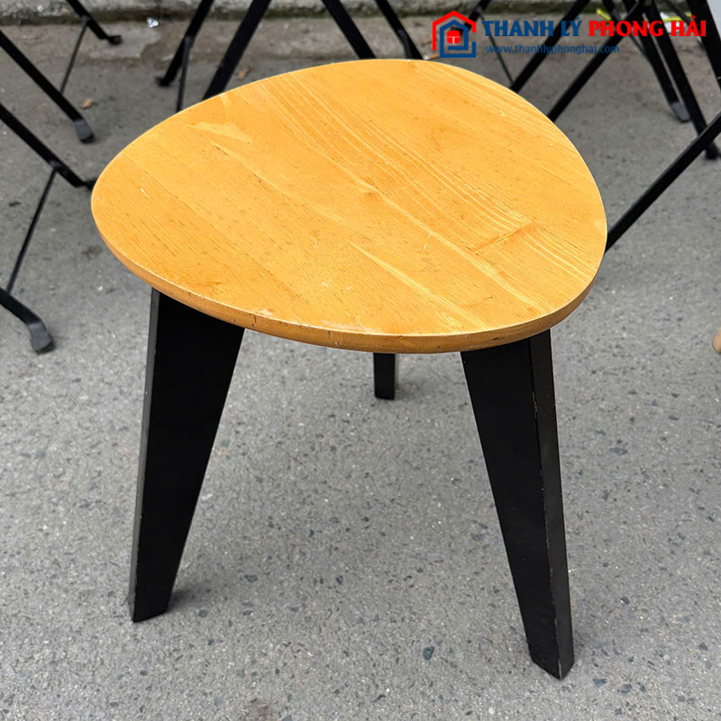 Bàn Cafe Thấp 3 Chân Mặt Gỗ Cũ