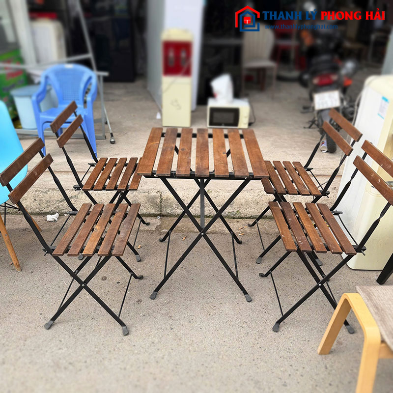Bàn Ghế Cafe Khung Sắt Nan Gỗ Gấp Gọn Cũ