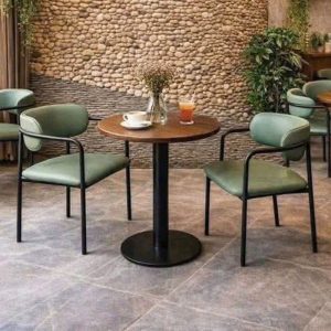 Bàn Ghế Khung Sắt Lưng Nệm Tựa Cong Mới 99%