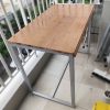 Bàn Gỗ Chân Sắt Mặt Gỗ Cũ