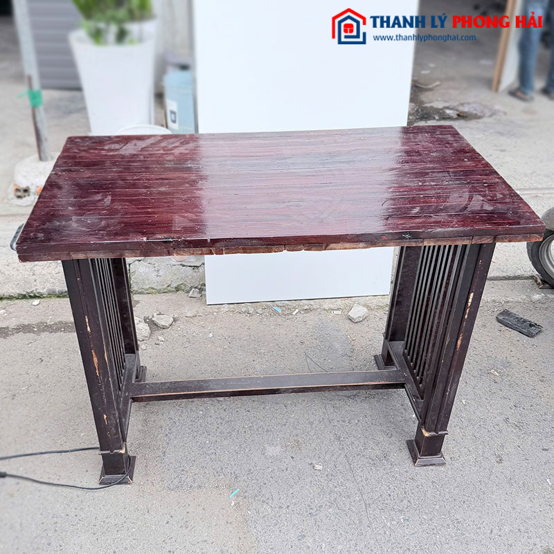 Bàn Gỗ Thiết Kế Cổ Điển Chân Nan Cũ