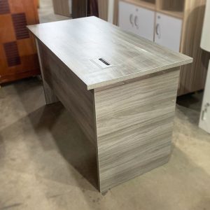 Bàn Làm Việc 1m3 Gỗ Công Nghiệp Cũ
