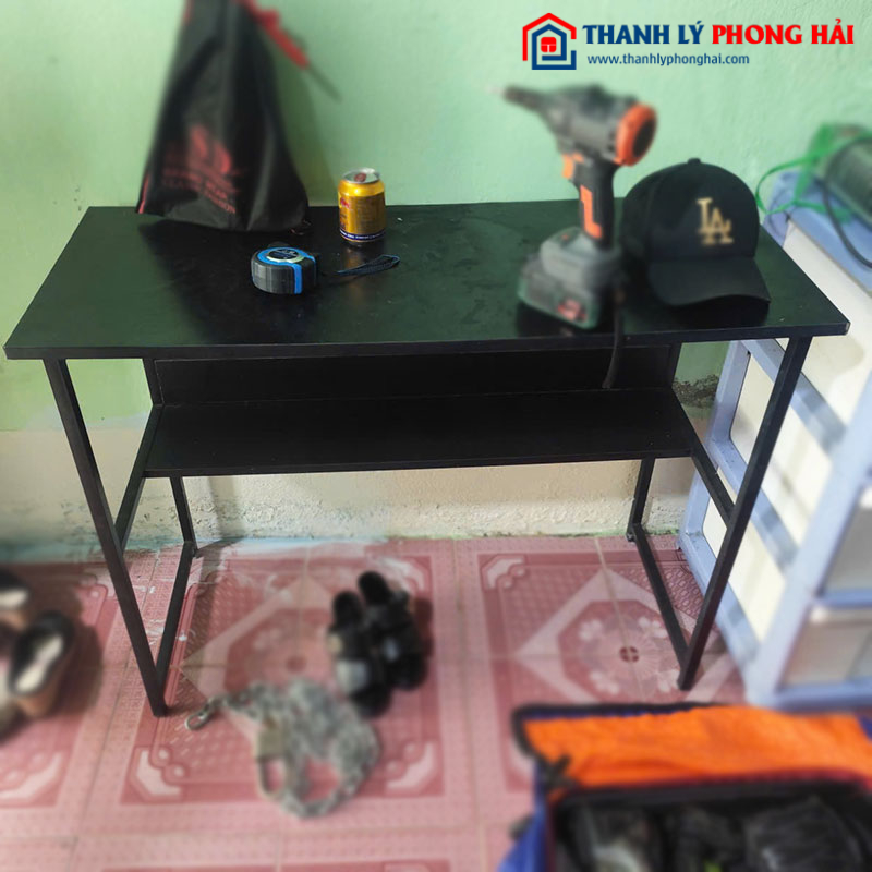 Bàn Máy Tính Mặt Gỗ Chân Sắt 1m Cũ