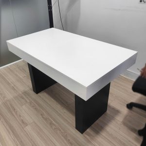 Bàn Trưởng Phòng 1m2 Gỗ Trắng Phối Đen Cũ