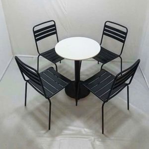 Bộ Bàn Ghế Cafe 3 Lá Khung Sắt Mới 99%