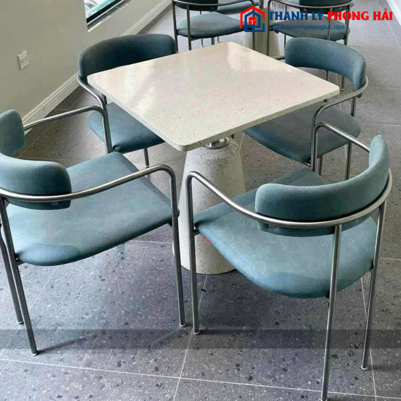 Bộ Bàn Ghế Cafe Lưng Cong Kèm Bàn Đá Mới 99%