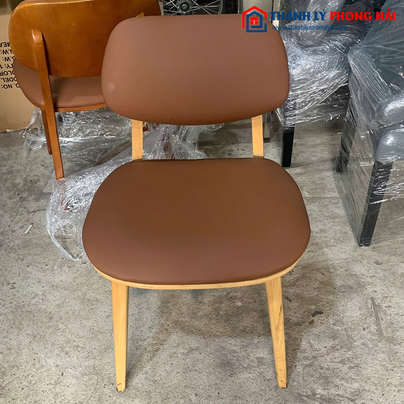 Ghế Cafe Chân Gỗ Lót Đệm Da Cũ