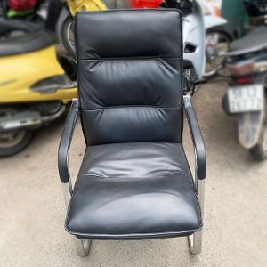 Ghế Chân Quỳ Bọc Da Đệm Dày Cũ
