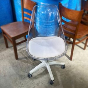 Ghế Eames Xoay Khung Nhựa Trong Cũ