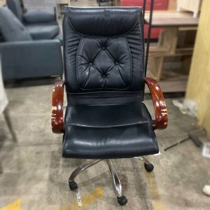 Ghế Giám Đốc Chân Xoay Tay Gỗ Cũ