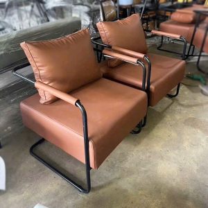Ghế Sofa Đơn Nệm Vuông Khung Sắt Mới 99%