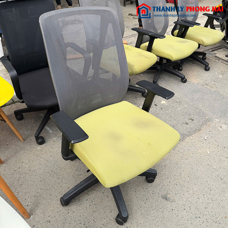 Ghế Xoay Lưng Lưới Chữ X Đệm Vải Cũ