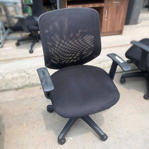 Ghế Xoay Lưới Lưng Thấp Tay Chữ T Cũ