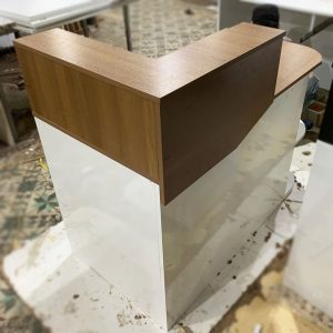 Quầy Lễ Tân Chữ L Gỗ Phối Trắng Mới 99% (Nhiều Màu)
