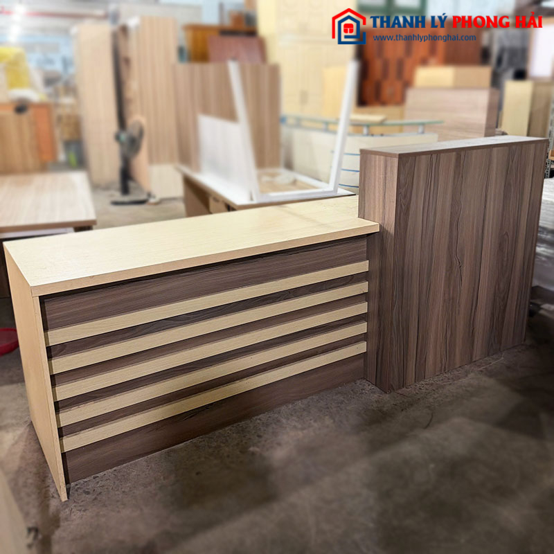 Quầy Lễ Tân Gỗ Công Nghiệp 4 Ngăn Kéo Cũ