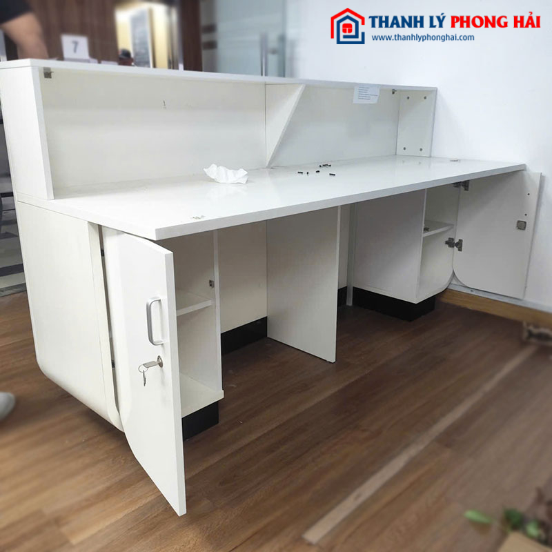 Quầy Tiếp Tân Gỗ Kèm Tủ Cũ
