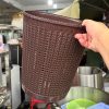 Sọt Rác Nhựa Lưới Màu Nâu Cũ
