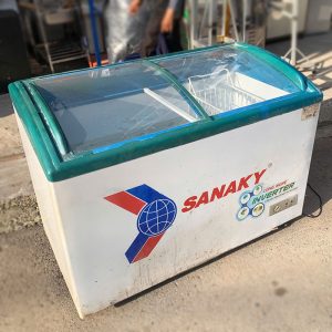 Tủ Đông Sanaky VH-4899K3 Cửa Kính Cong Cũ